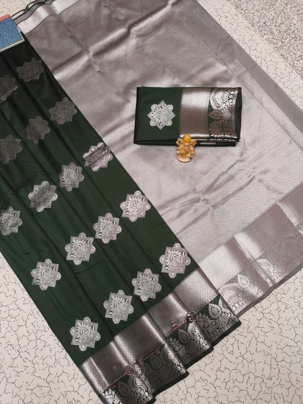 Fancy Bhutta Soft Silk Saree 001