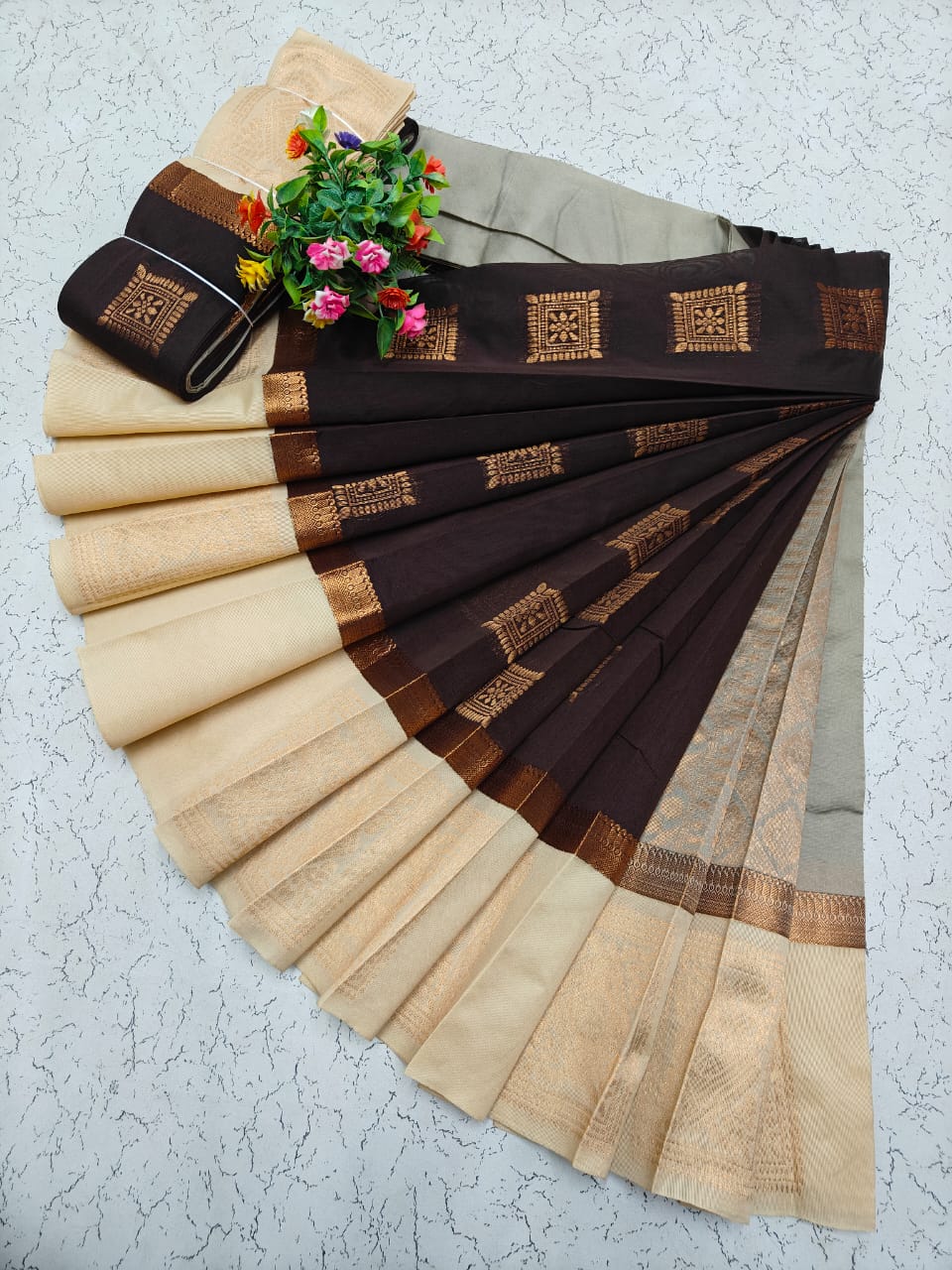 Kotanji Border Silk Cotton Saree 036