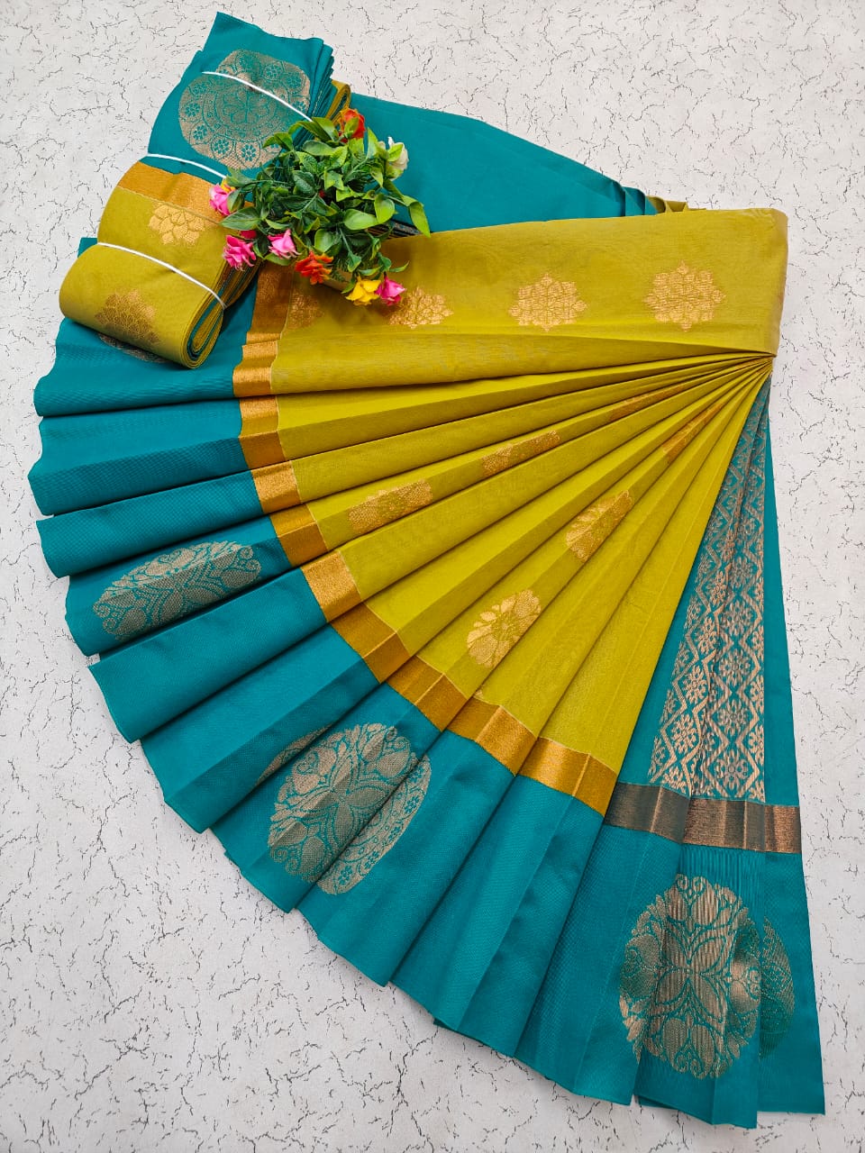 Kotanji Border Silk Cotton Saree 041