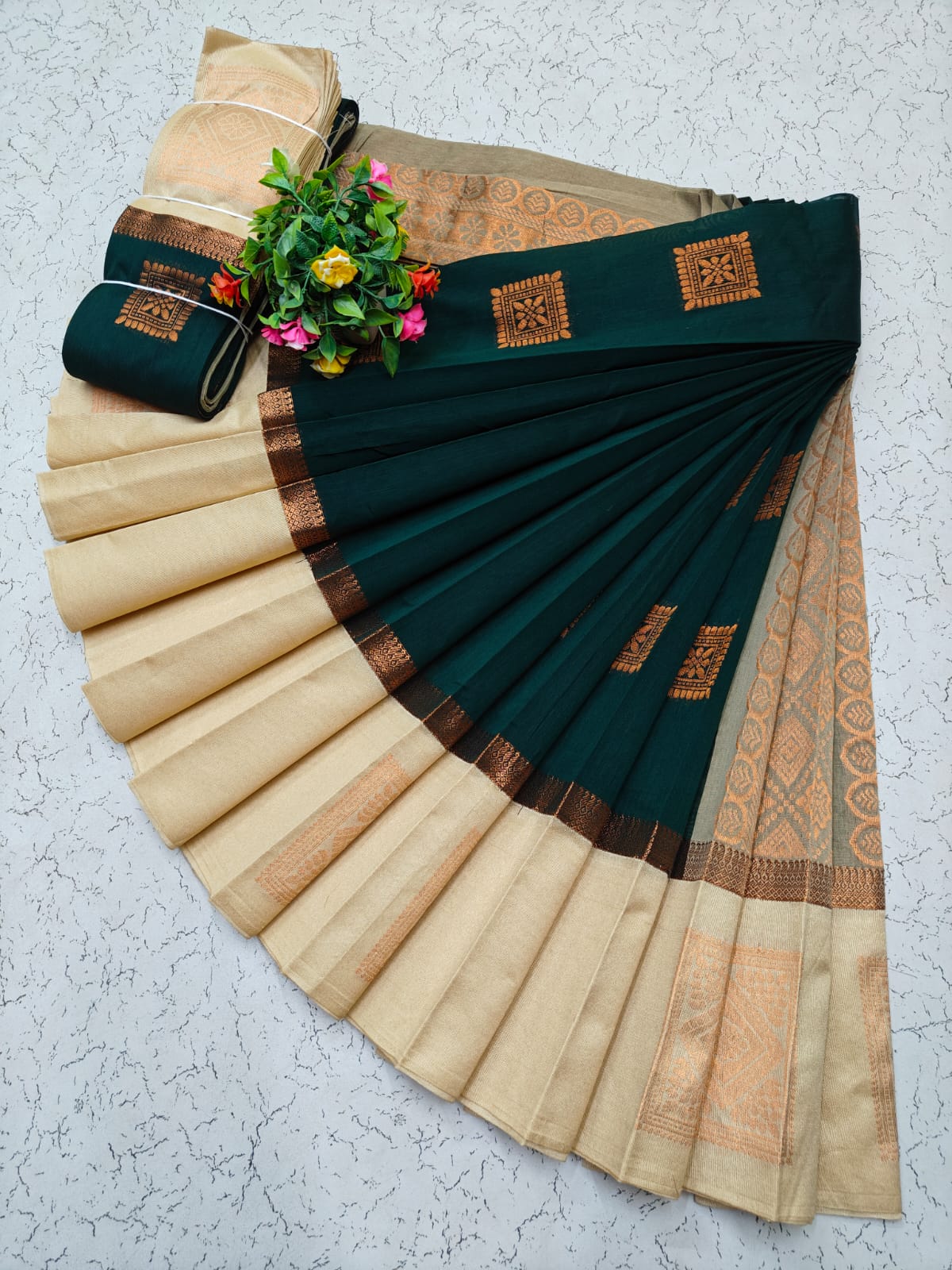 Kotanji Border Silk Cotton Saree 045